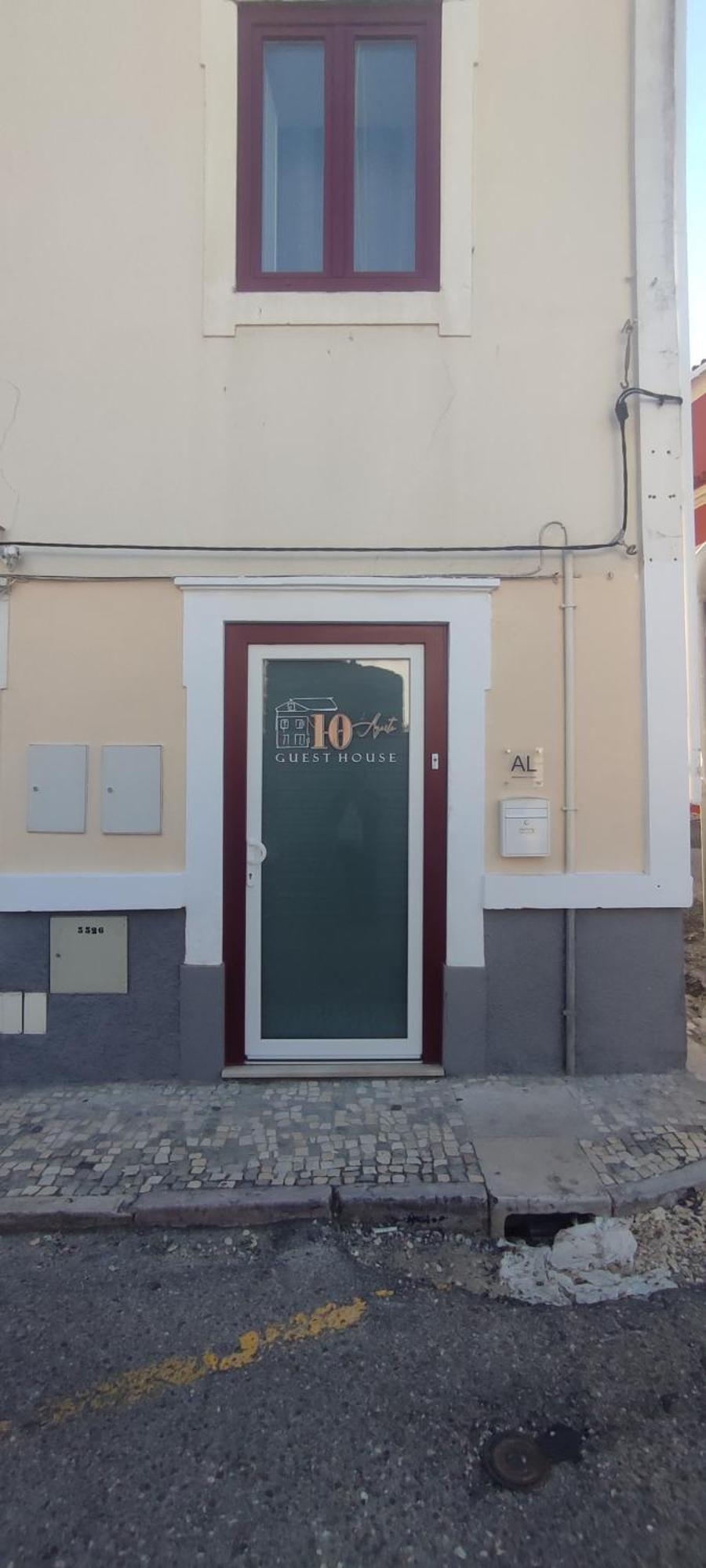 Guest House 10 De Agosto Фігейра-да-Фош Екстер'єр фото